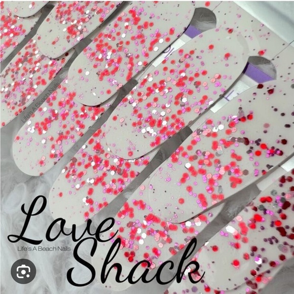 *Retired* Color Street: Love Shack | Valentine’s Day Red Glitter Clear Overlay - Picture 7 of 14
